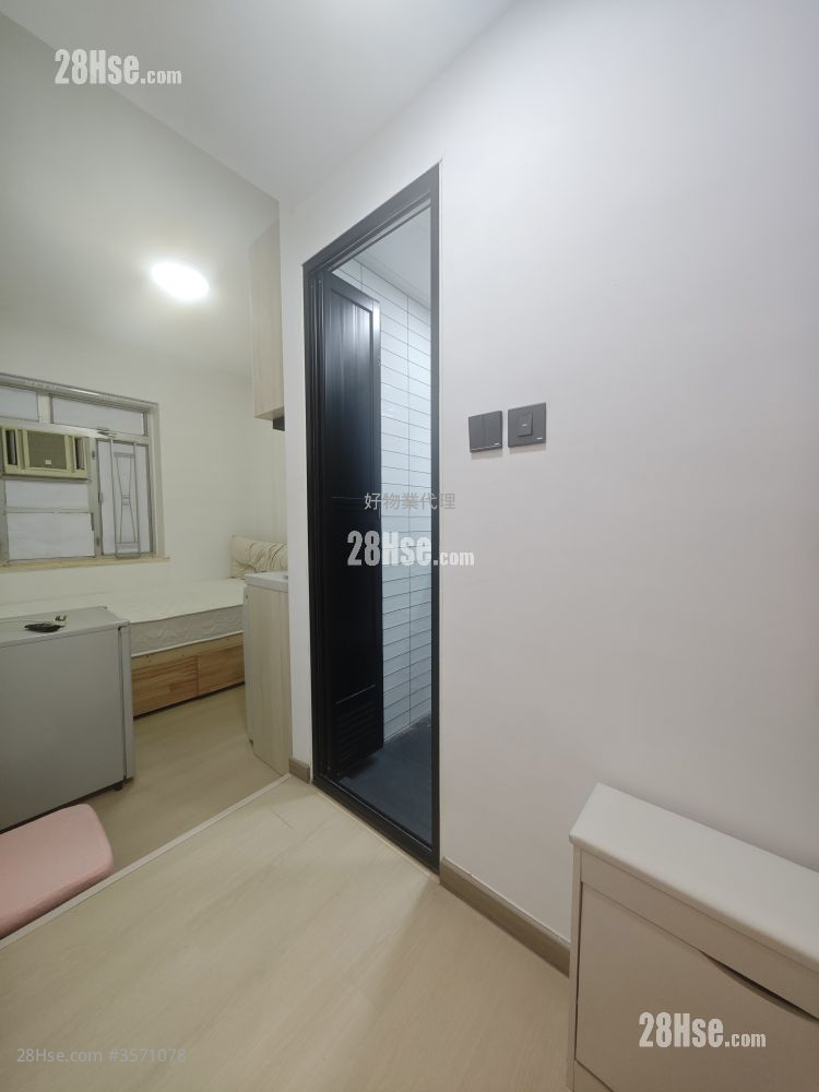 Great George Building Rental Studio , 1 Bathroom 140 ft² ( 13.0 m² )
