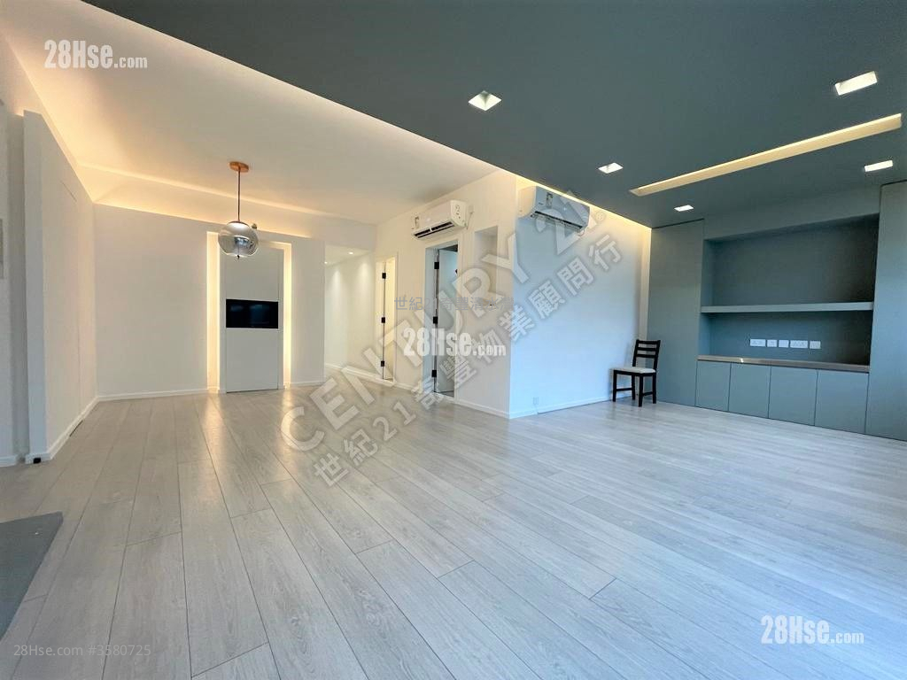 Green Park Rental 3 Bedrooms 1,147 ft² ( 106.6 m² )