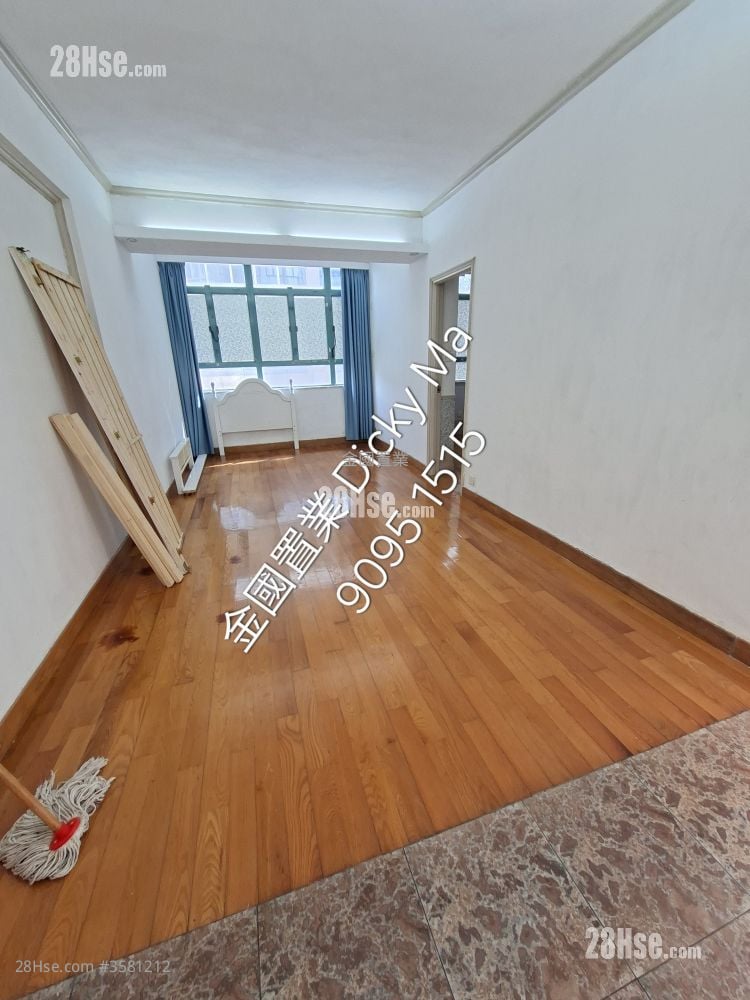 South Sea Apartments Sell 2 Bedrooms , 1 Bathroom 619 ft² ( 57.5 m² )