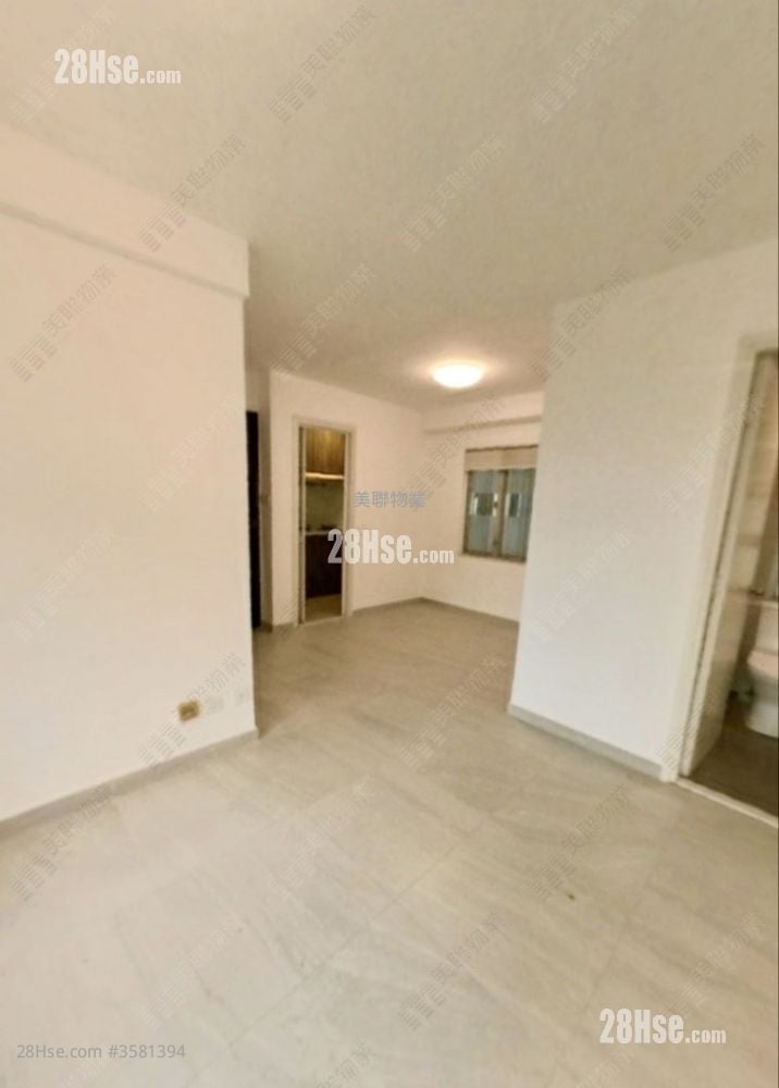 Sun Kwai Hing Gardens Sell 2 Bedrooms , 1 Bathroom 480 ft² ( 44.6 m² )