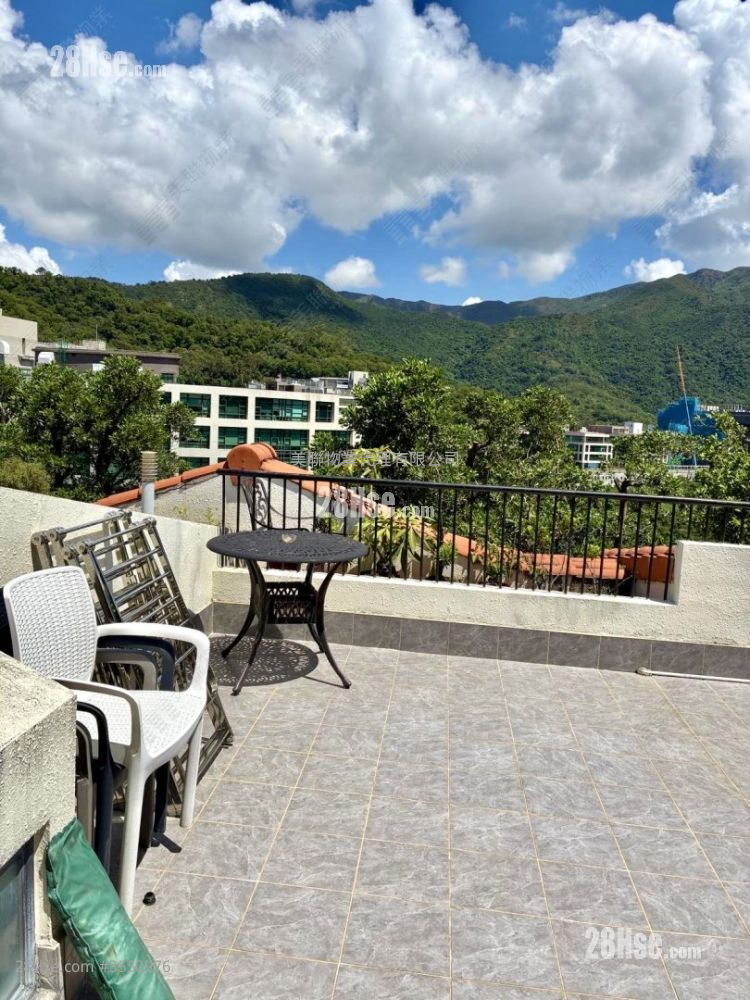 Forest Hill Sell 3 Bedrooms , 2 Bathrooms 1,551 ft² ( 144.1 m² )