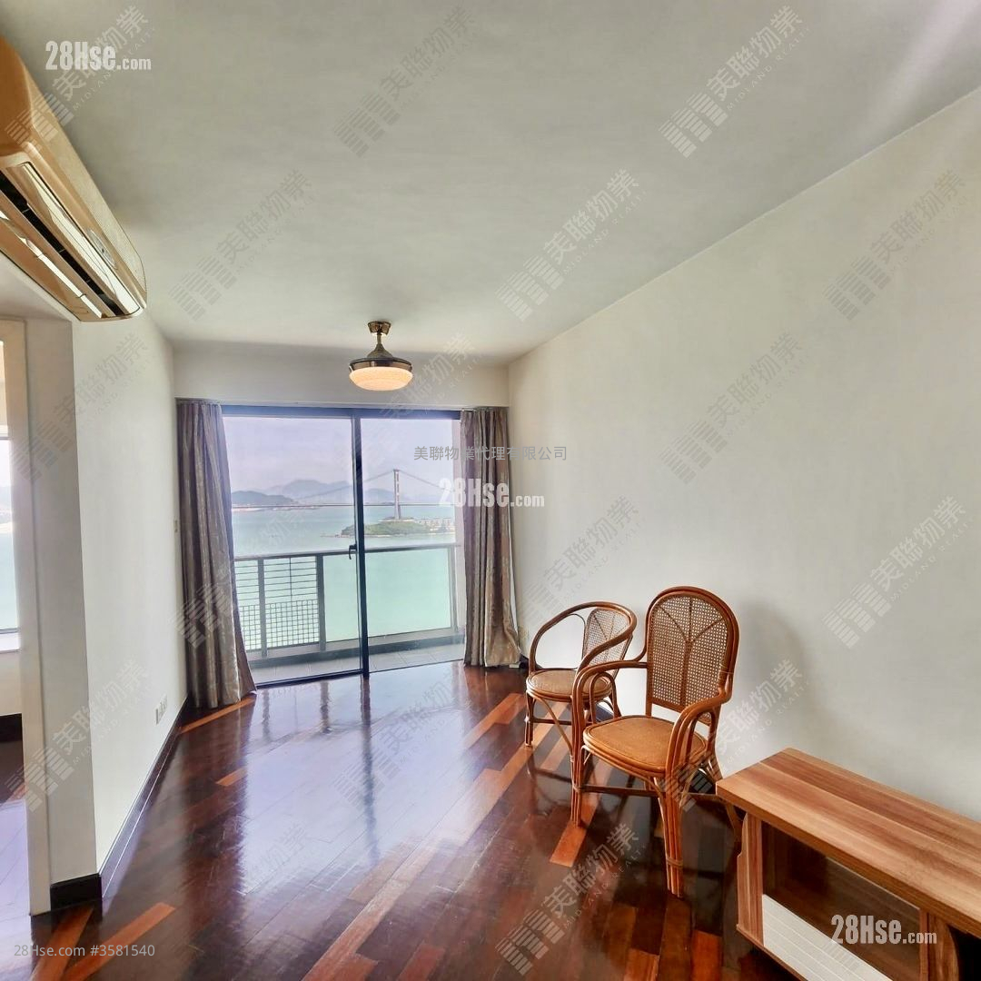 Anglers' Bay Sell 2 Bedrooms , 1 Bathroom 469 ft² ( 43.6 m² )