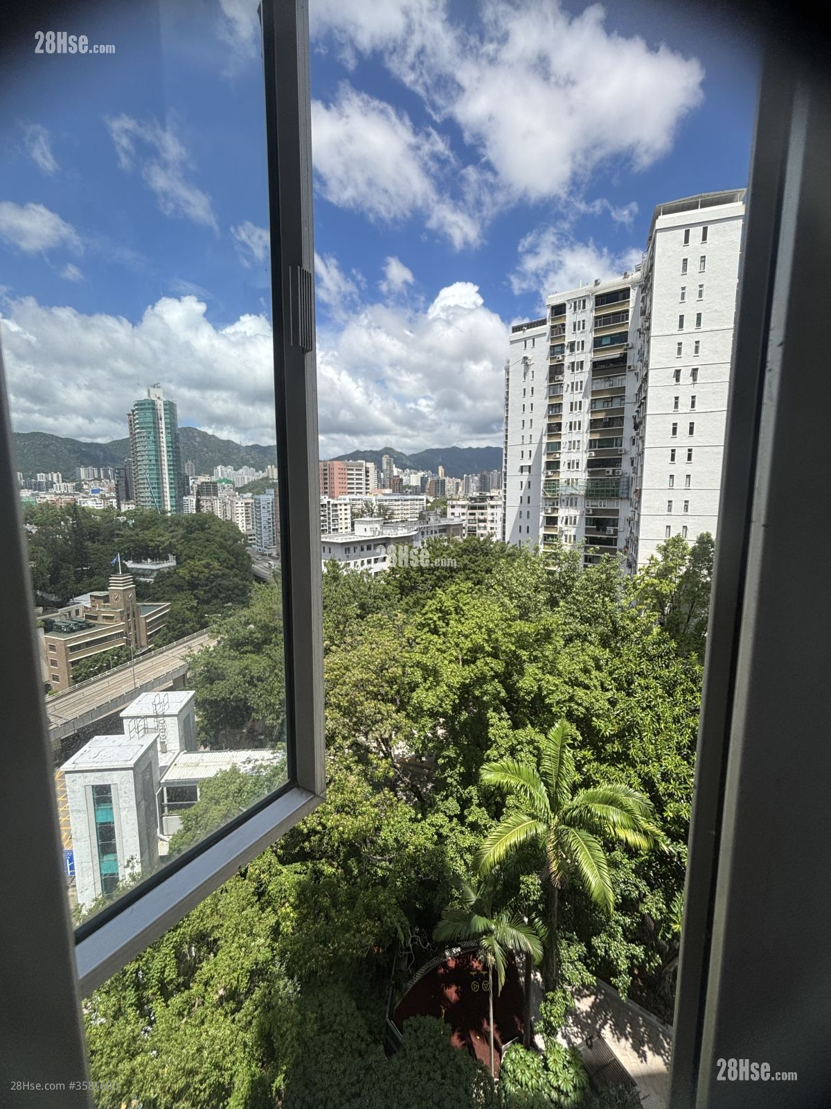 Man Kee Mansion Sell 3 Bedrooms , 2 Bathrooms 790 ft² ( 73.4 m² )