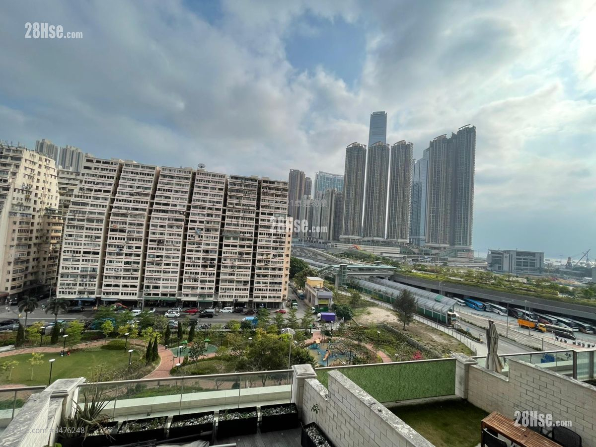 The Coronation Rental 1 Bedroom , 1 Bathroom 459 ft² ( 42.6 m² )