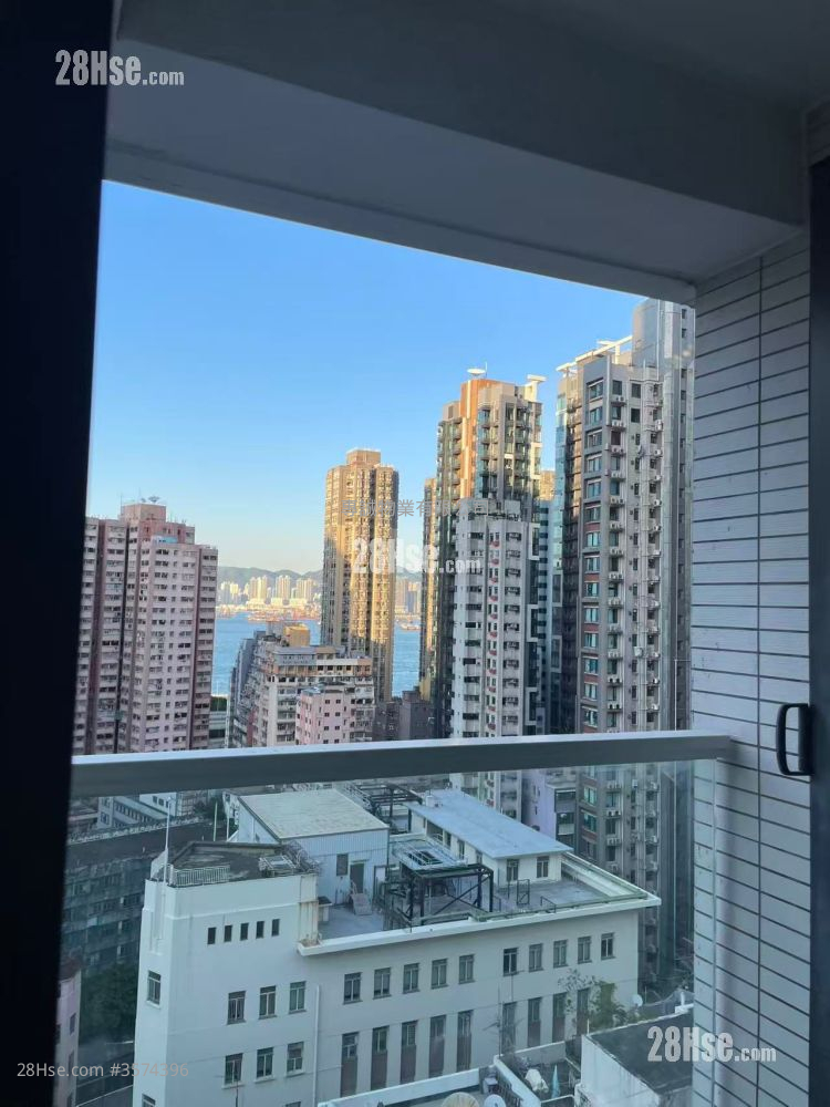 Altro Rental 2 Bedrooms , 1 Bathroom 450 ft² ( 41.8 m² )