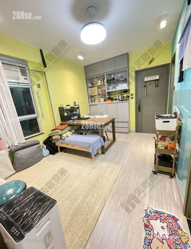 Cheerful Park Sell 2 Bedrooms 378 ft² ( 35.1 m² )