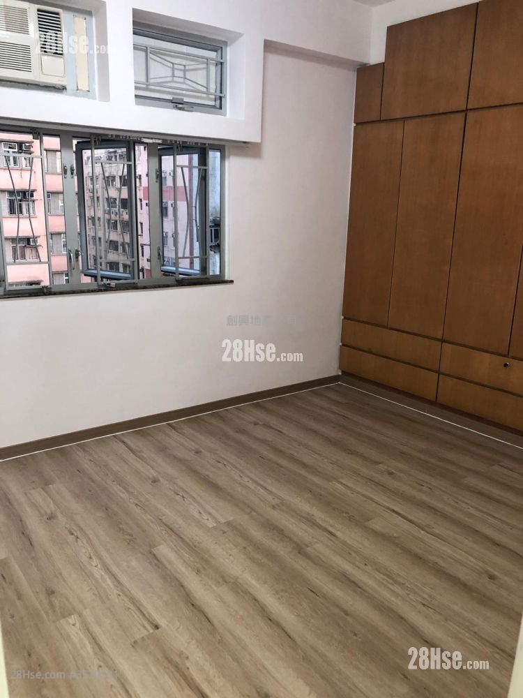 Fung Yip Building Rental 3 Bedrooms , 1 Bathroom 570 ft² ( 53.0 m² )