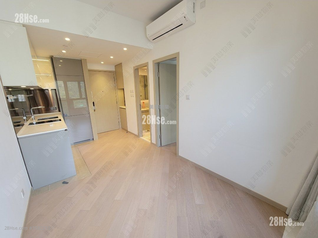 Mount Regency Sell 1 Bedroom , 1 Bathroom 312 ft² ( 29.0 m² )