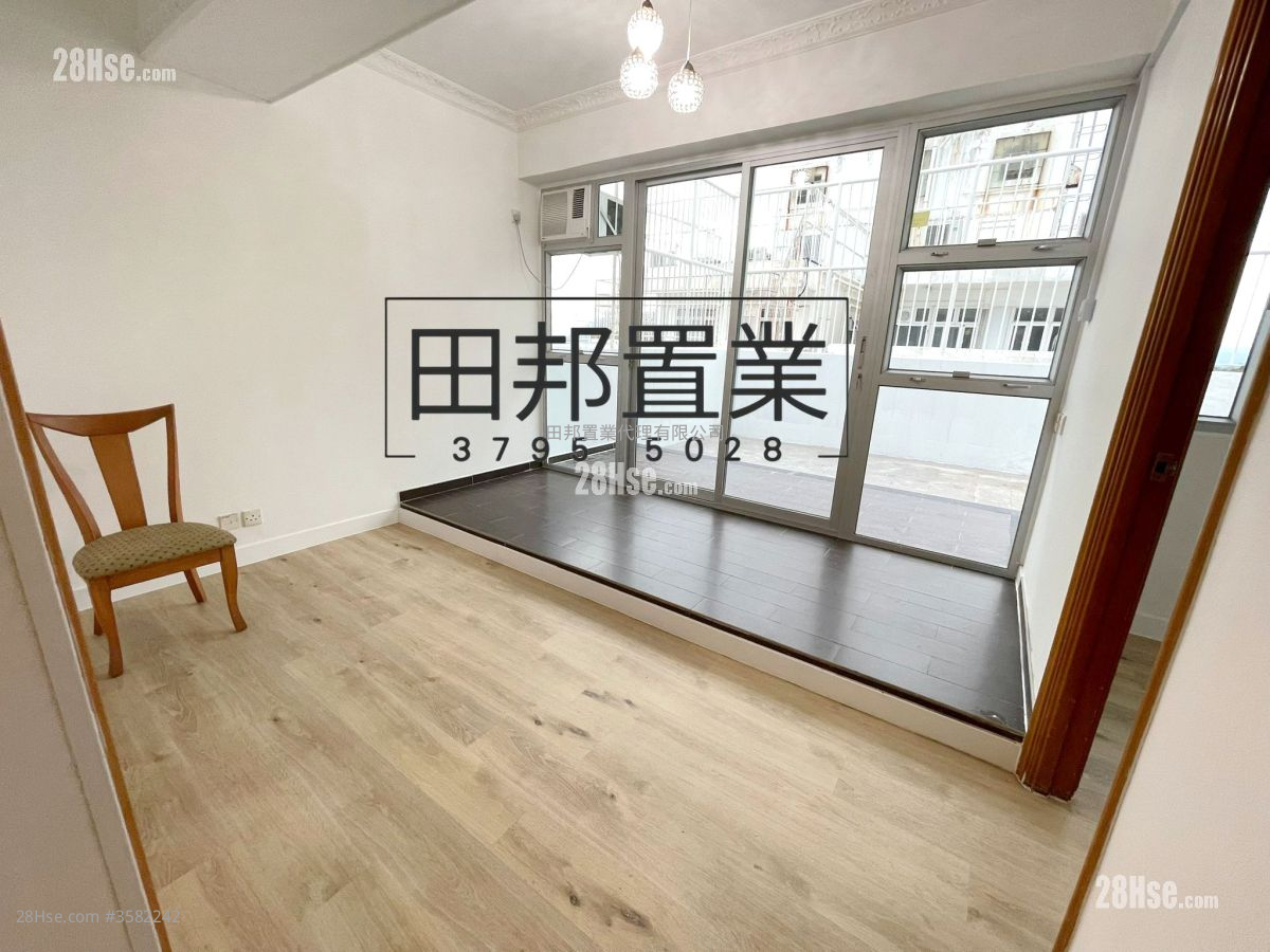 Allway Garden Rental 3 Bedrooms , 1 Bathroom 400 ft² ( 37.2 m² )