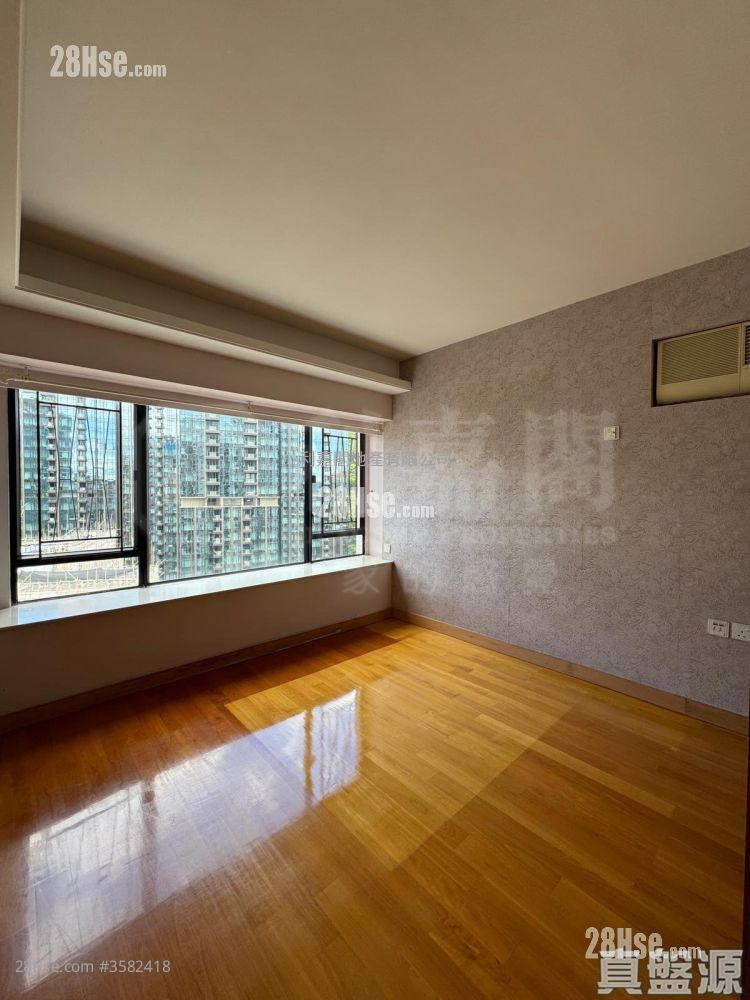 Park Towers Sell 3 Bedrooms 919 ft² ( 85.4 m² )