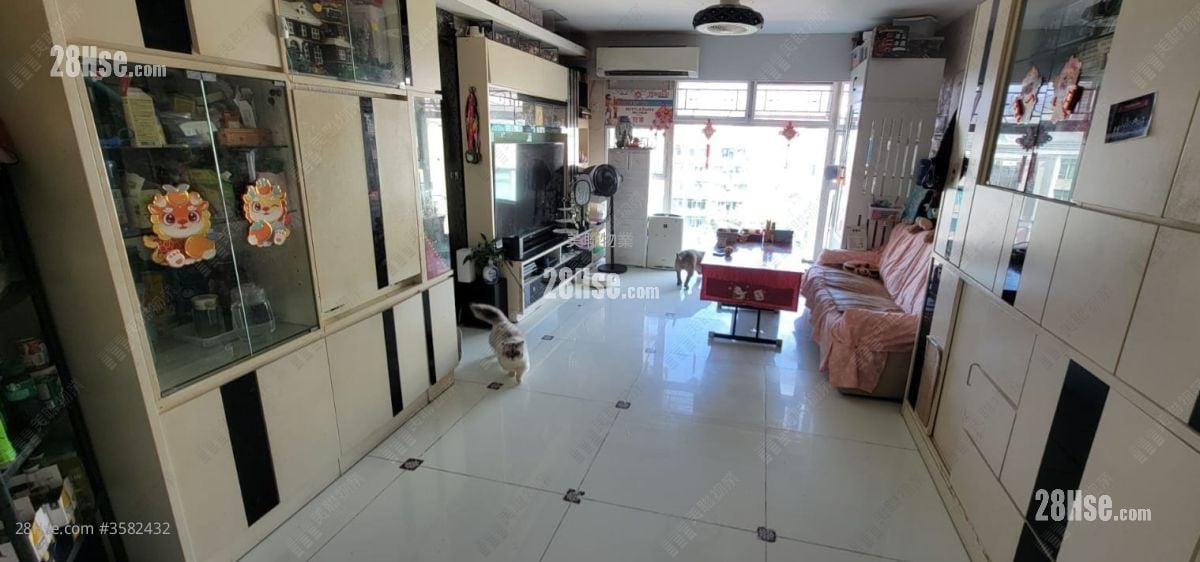 Classical Gardens Sell 3 Bedrooms , 2 Bathrooms 736 ft² ( 68.4 m² )