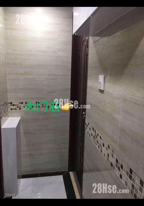 Kwai Wah Building Rental 2 Bedrooms , 1 Bathroom 230 ft² ( 21.4 m² )