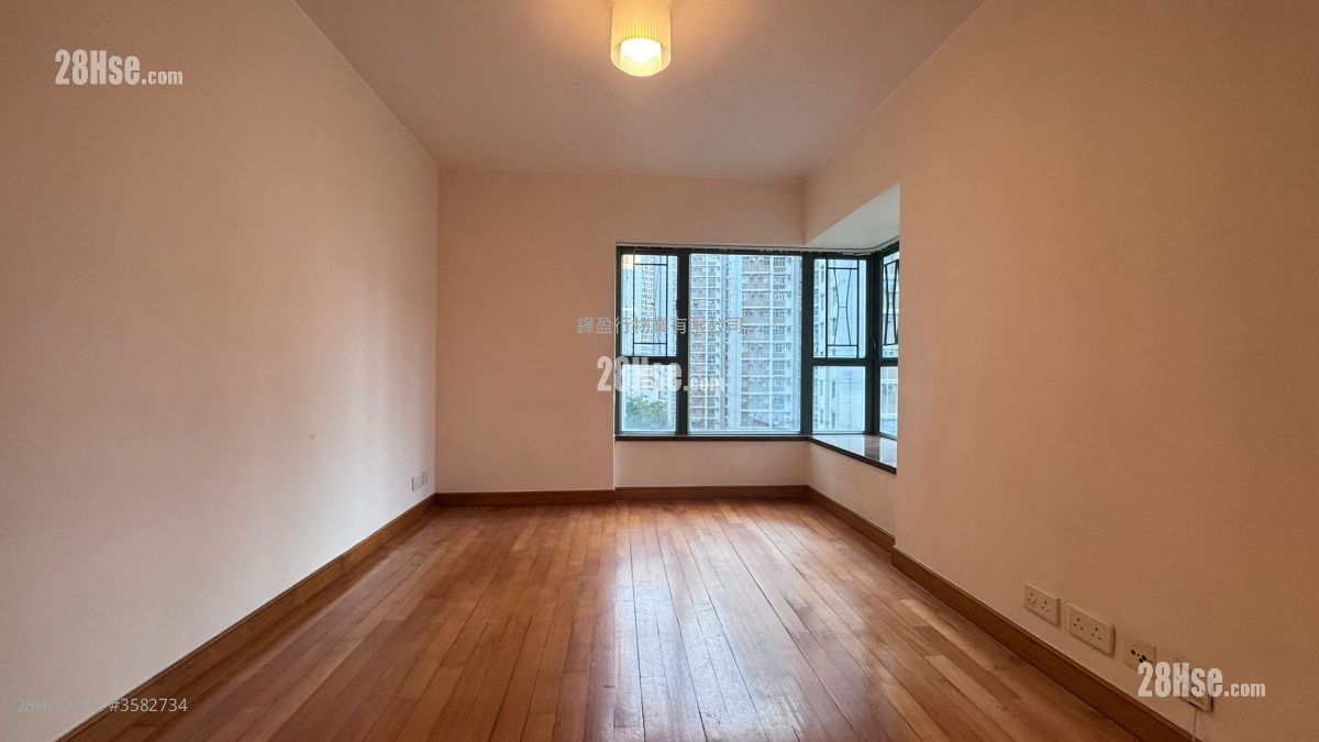 Bayview Park Rental 2 Bedrooms , 2 Bathrooms 624 ft² ( 58.0 m² )
