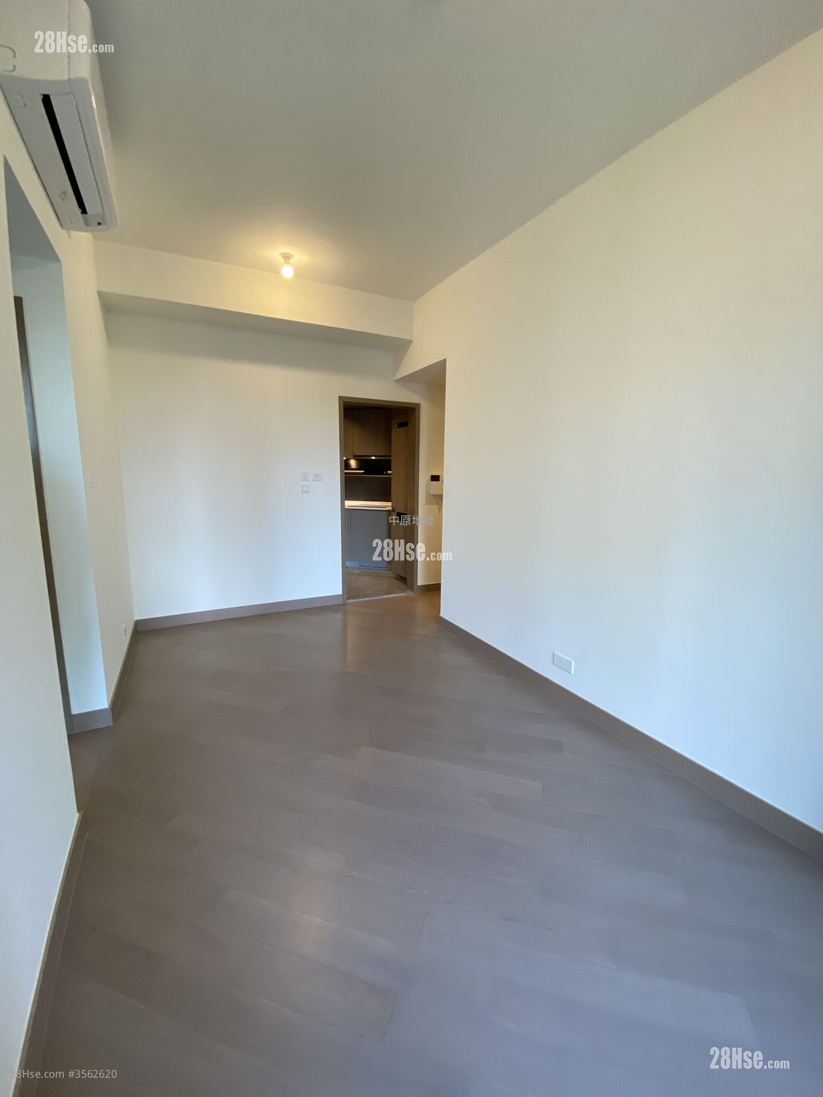 Wings At Seaii Sell 2 Bedrooms 491 ft² ( 45.6 m² )
