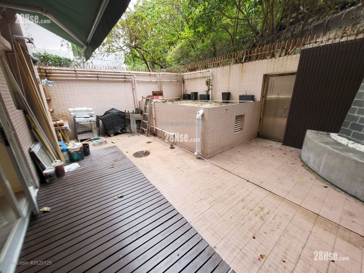 Chin Hom Court Sell 323 ft² ( 30.0 m² )