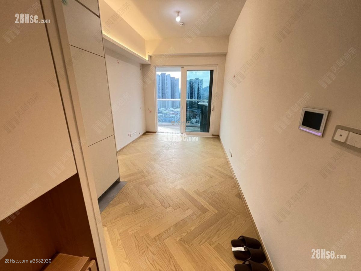 After The Rain Rental 2 Bedrooms , 1 Bathroom 453 ft² ( 42.1 m² )