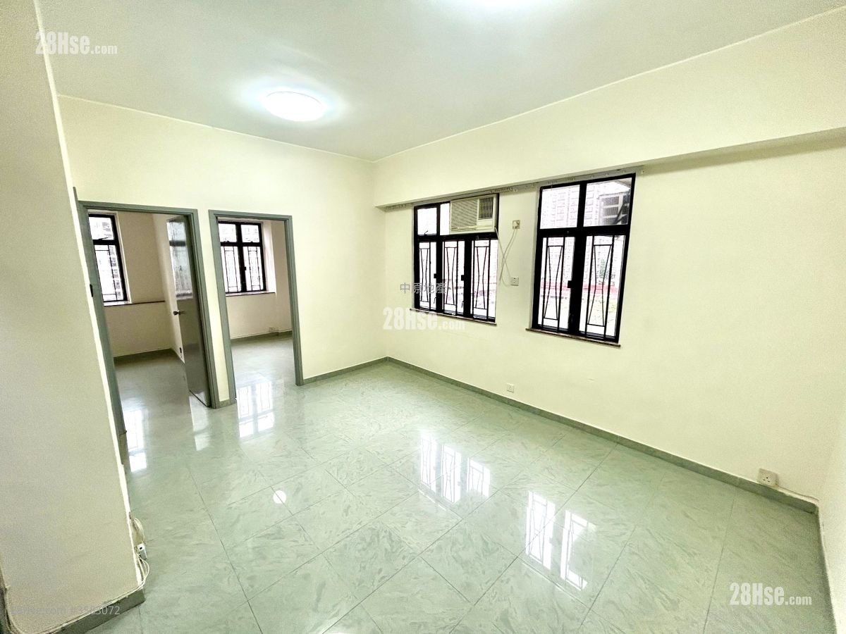 Lai Shing Garden Sell 2 Bedrooms 441 ft² ( 41.0 m² )