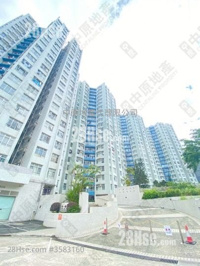 Man Lai Court Sell 3 Bedrooms , 2 Bathrooms 622 ft² ( 57.8 m² )