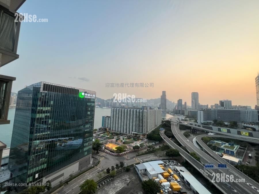 Stars By The Harbour Sell 1,327 ft² ( 123.3 m² )