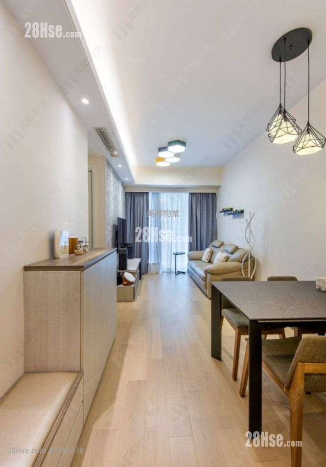 Capri Rental 533 ft² ( 49.5 m² )