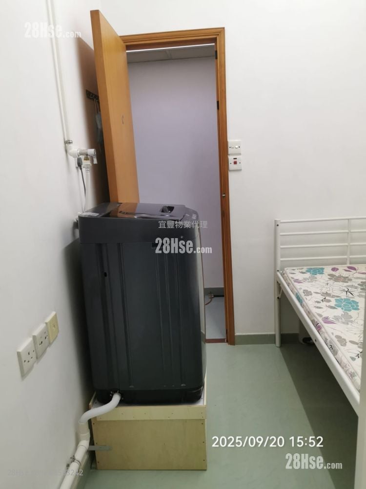 Chung Ah Mansion Rental Studio , 1 Bathroom 120 ft² ( 11.1 m² )