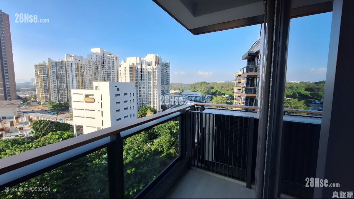 High Park Sell 2 Bedrooms , 1 Bathroom 423 ft² ( 39.3 m² )