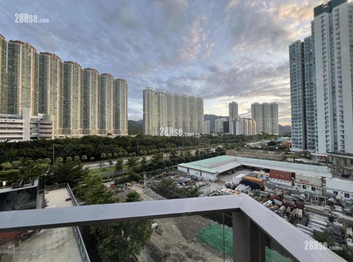 Century Link Rental 646 ft² ( 60.0 m² )