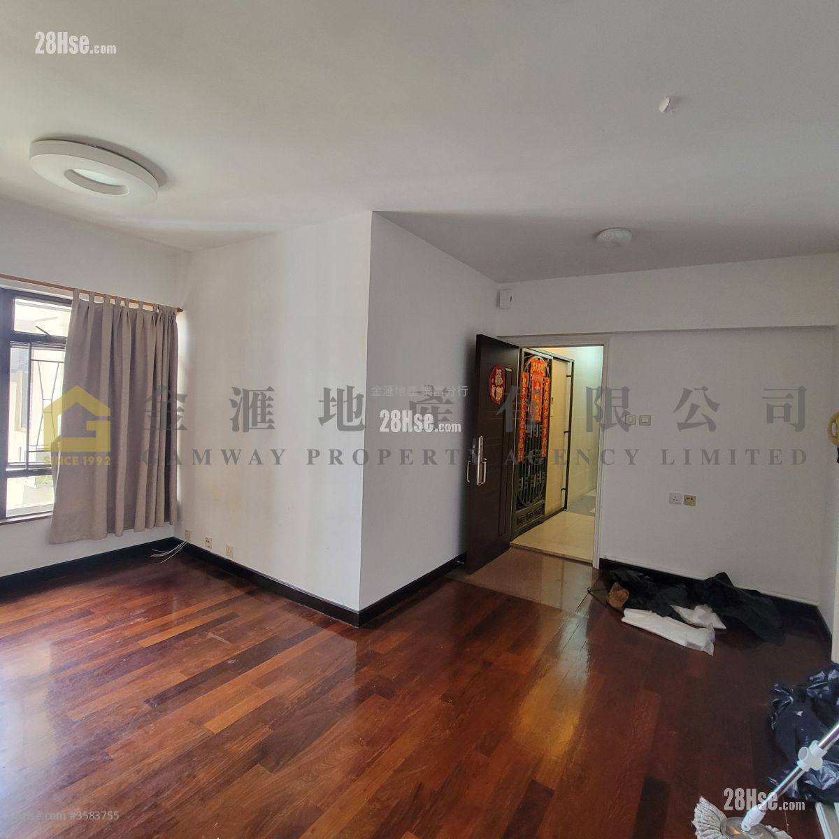 Bay View Garden Sell 3 Bedrooms , 2 Bathrooms 628 ft² ( 58.3 m² )