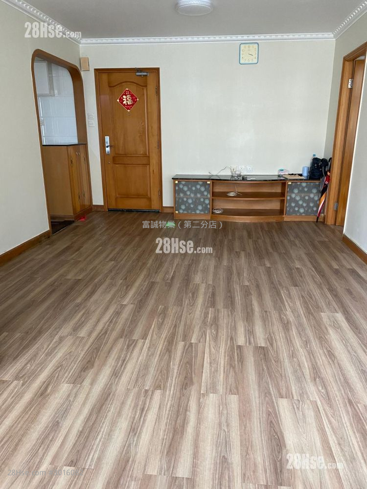 Ko Chun Court Rental 3 Bedrooms , 1 Bathroom 634 ft² ( 58.9 m² )