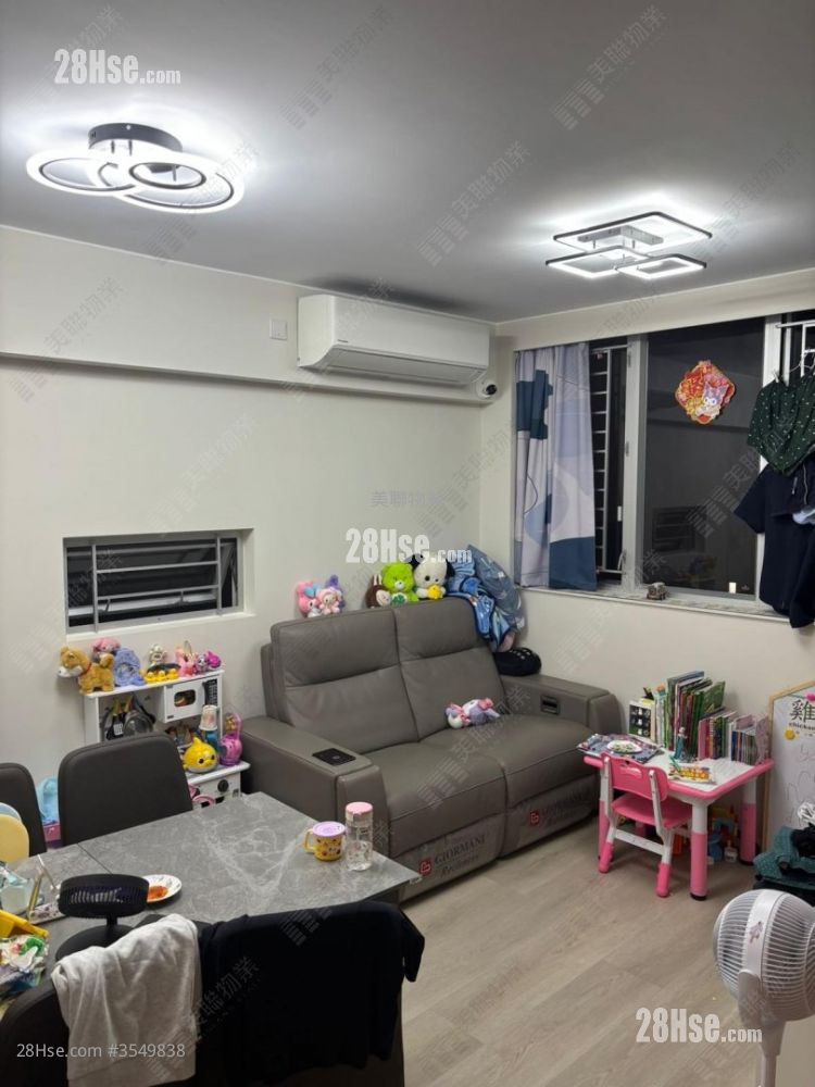 Kai Cheung Court Sell 399 ft² ( 37.1 m² )