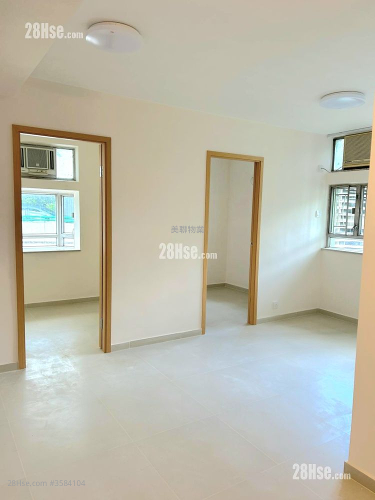 May Shing Court Rental 2 Bedrooms , 1 Bathroom 438 ft² ( 40.7 m² )