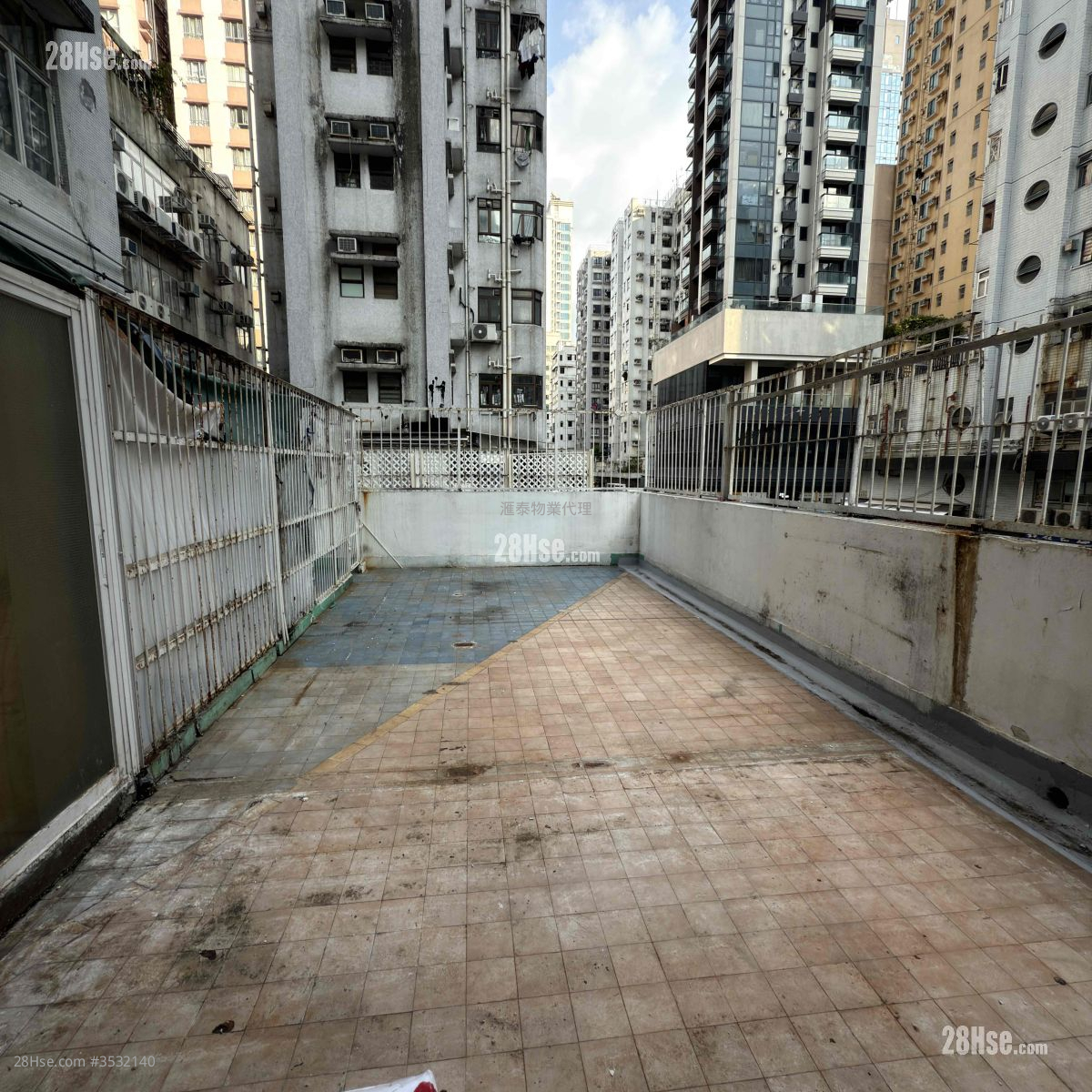 Hong Fook Building Rental 2 Bedrooms , 1 Bathroom 283 ft² ( 26.3 m² )