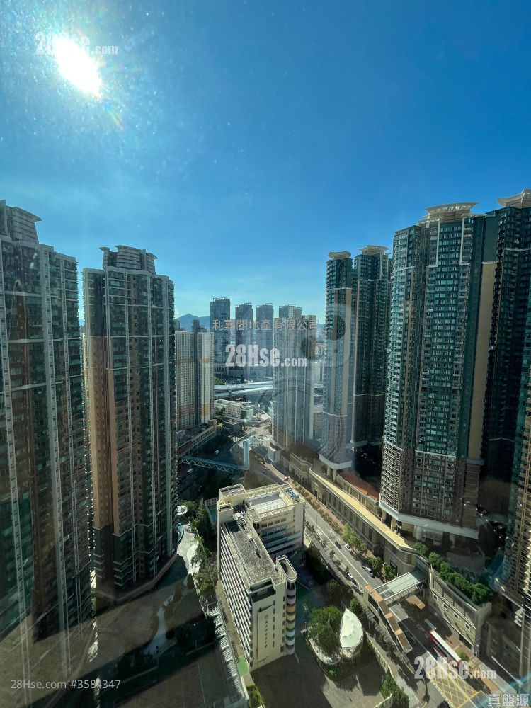 Aquamarine Sell 2 Bedrooms 499 ft² ( 46.4 m² )