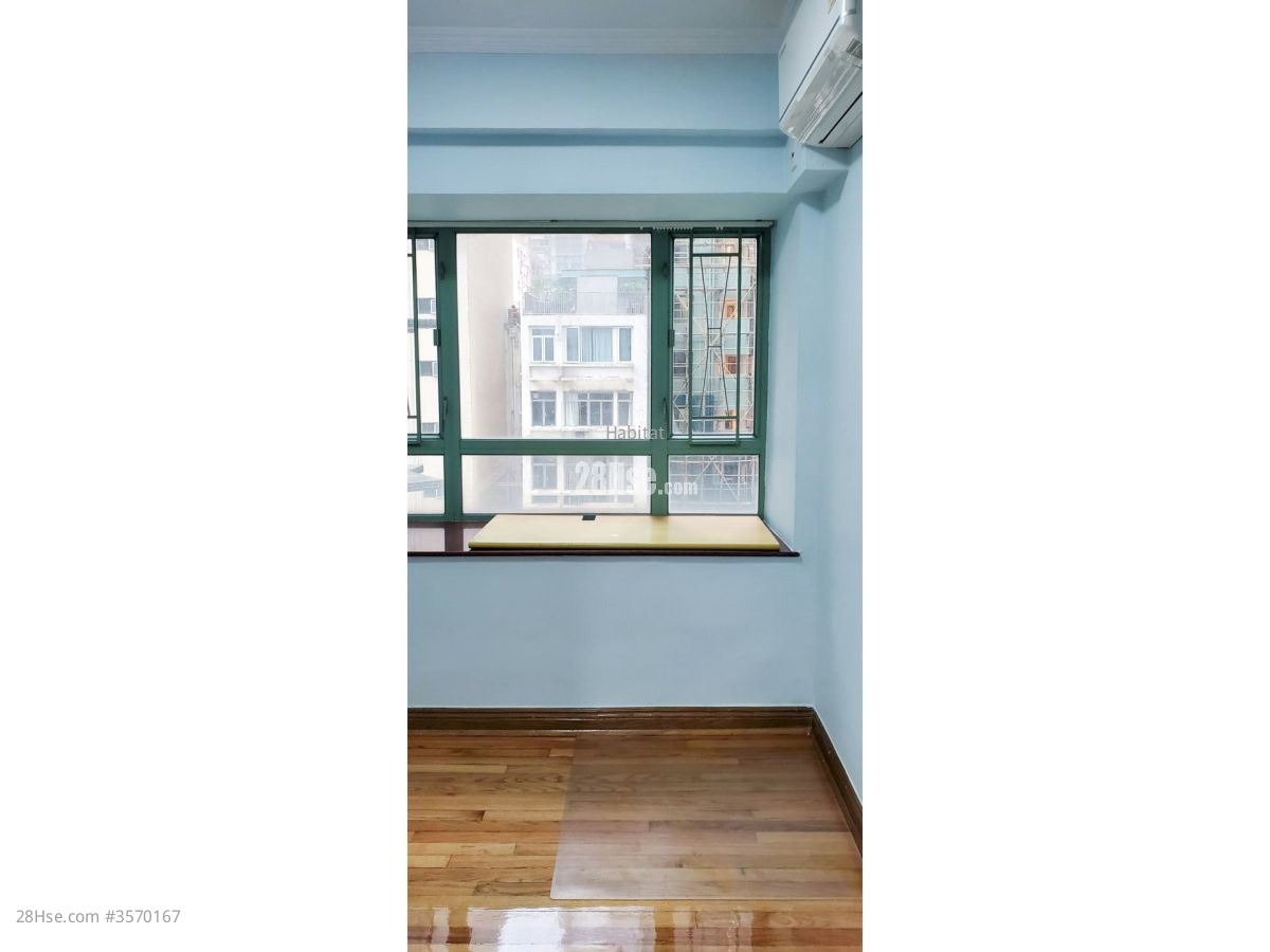 Goldwin Heights Sell 3 Bedrooms , 2 Bathrooms 763 ft² ( 70.9 m² )