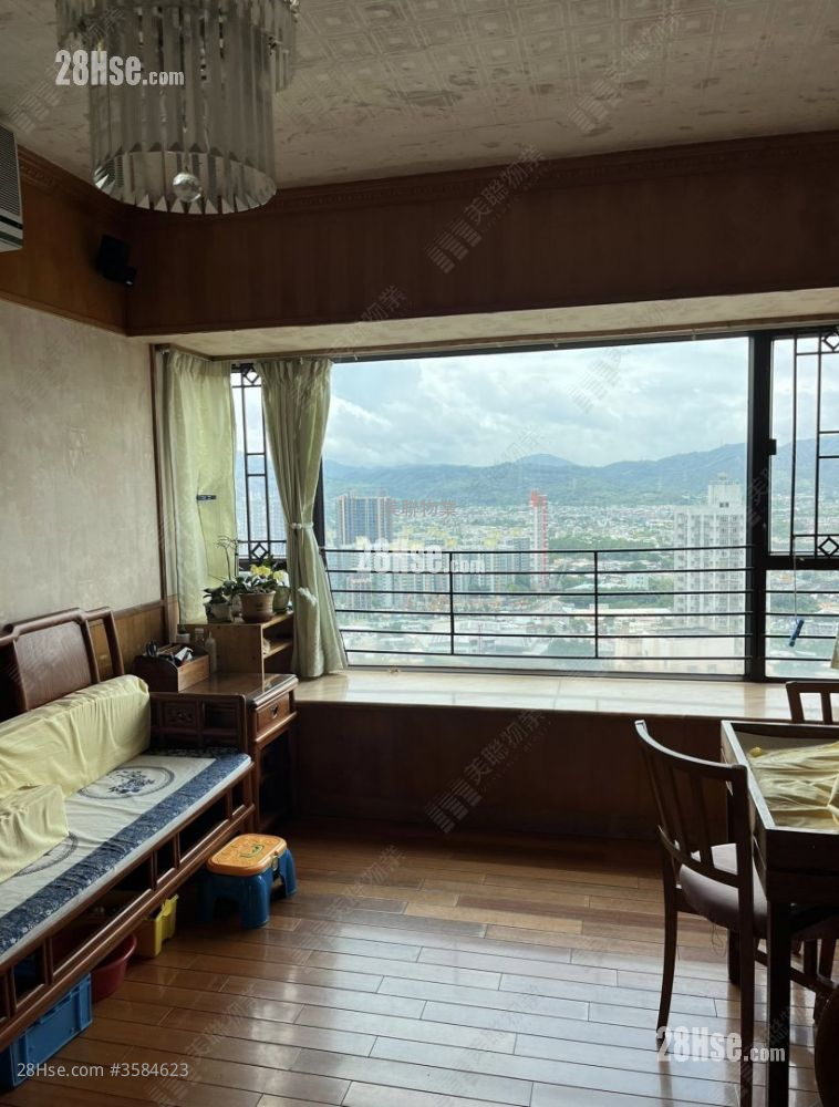 Hop Yick Plaza Sell 4 Bedrooms 990 ft² ( 92.0 m² )