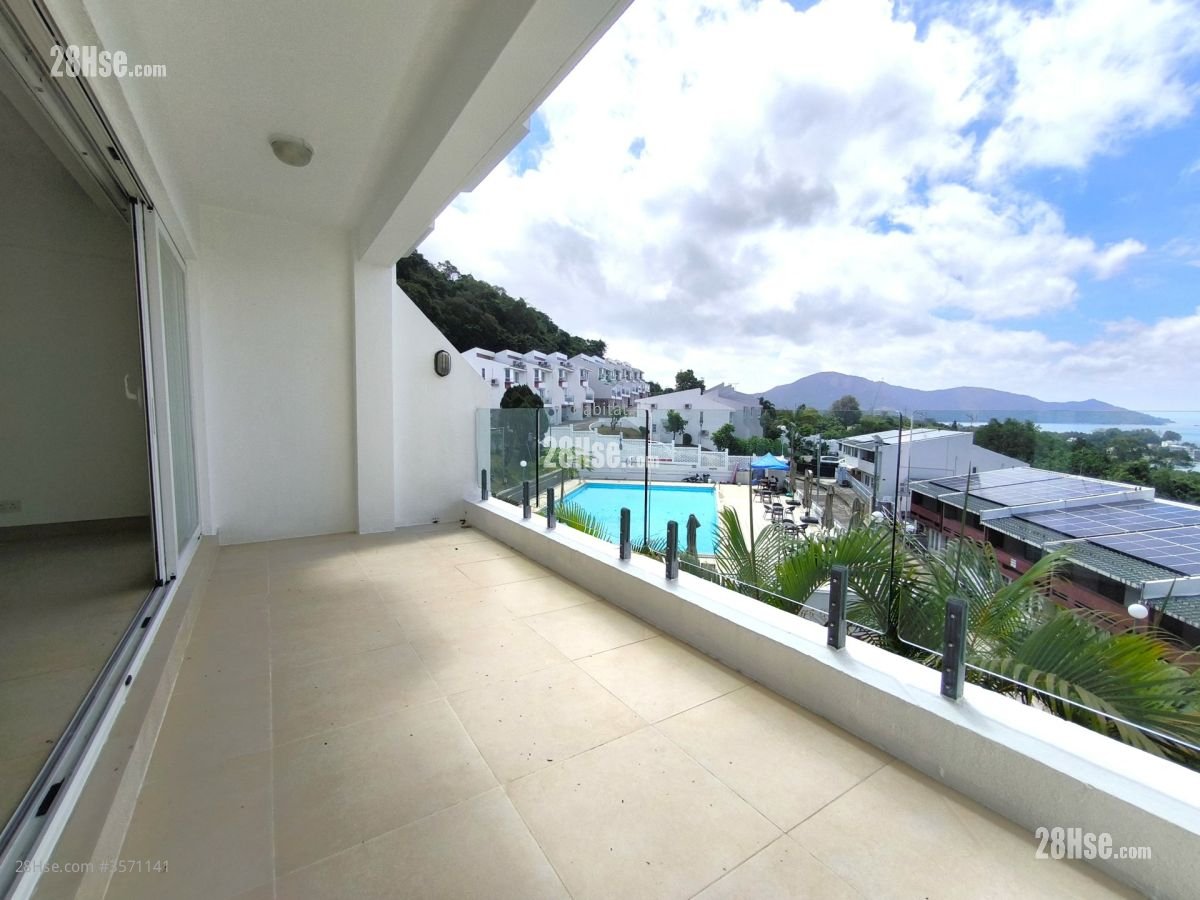 Leyburn Villas Rental 3 Bedrooms , 2 Bathrooms 990 ft² ( 92.0 m² )