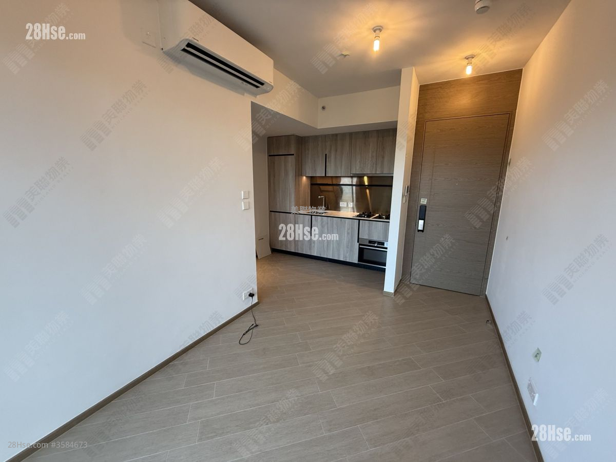 High Park Rental 2 Bedrooms , 1 Bathroom 434 ft² ( 40.3 m² )