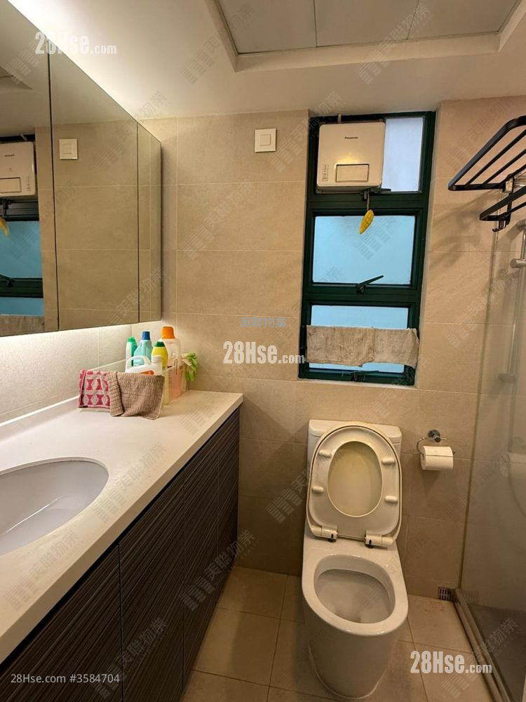 Grand Del Sol Rental 3 Bedrooms , 1 Bathroom 739 ft² ( 68.7 m² )