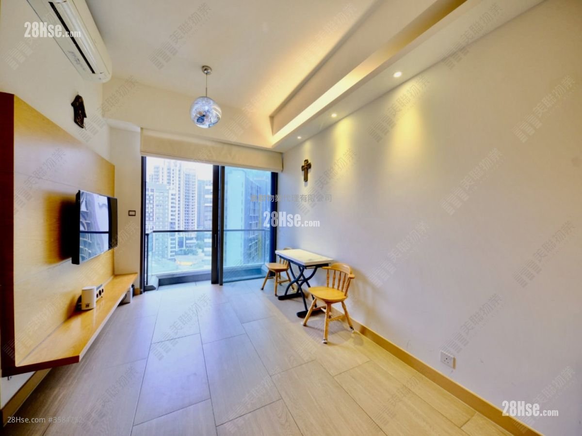 St Barths Sell 2 Bedrooms , 1 Bathroom 493 ft² ( 45.8 m² )