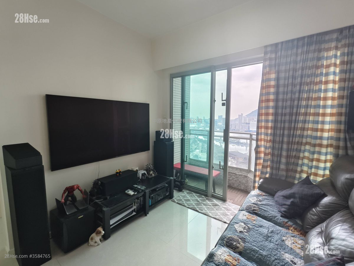City Point Sell 2 Bedrooms , 2 Bathrooms 498 ft² ( 46.3 m² )
