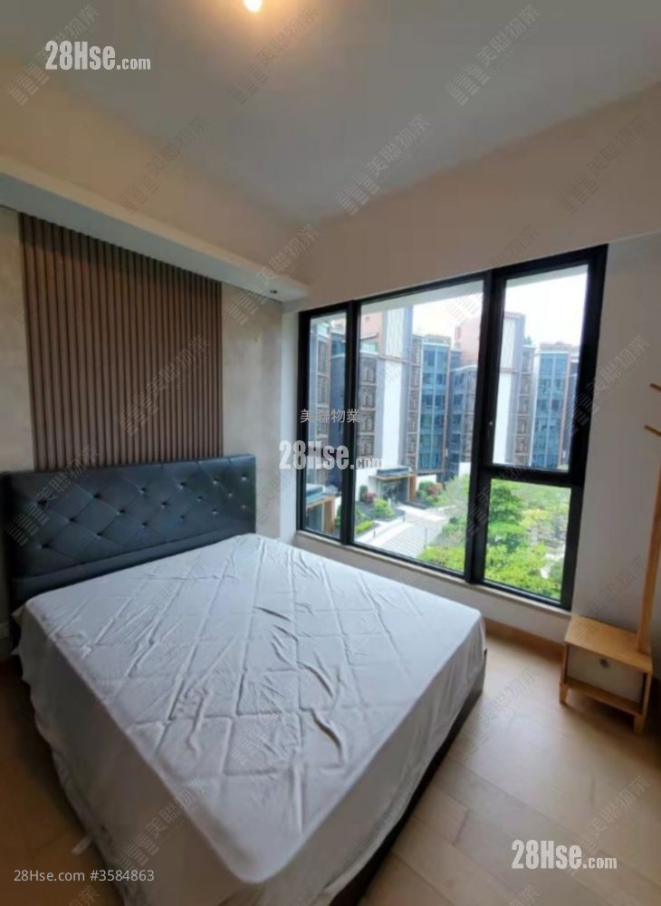 The Bloomsway Sell 4 Bedrooms 1,215 ft² ( 112.9 m² )
