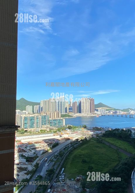 Metro Town Rental 2 Bedrooms , 1 Bathroom 492 ft² ( 45.7 m² )
