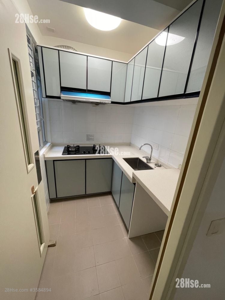 Shan Lai Court Sell 1 Bedroom , 1 Bathroom 384 ft² ( 35.7 m² )