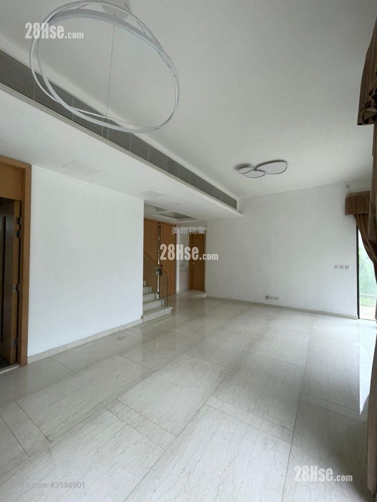 Valais Rental 1,851 ft² ( 172.0 m² )