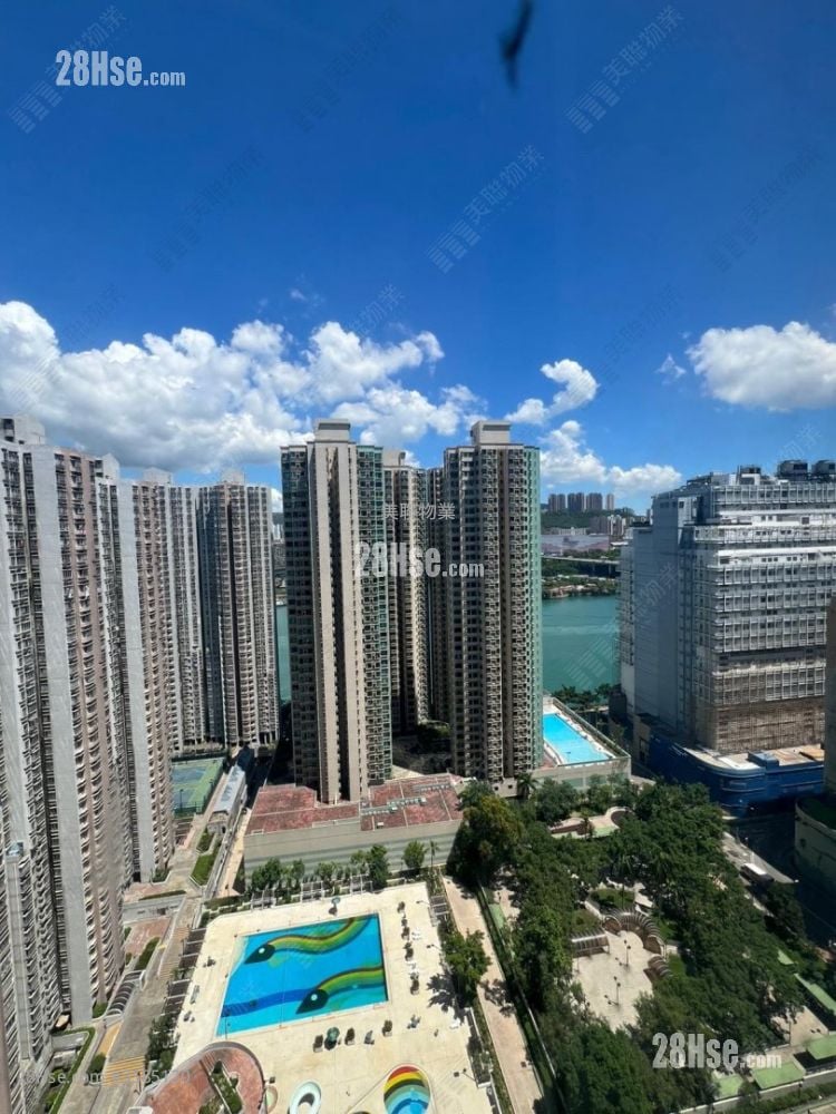Greenfield Garden Sell 2 Bedrooms , 1 Bathroom 365 ft² ( 33.9 m² )