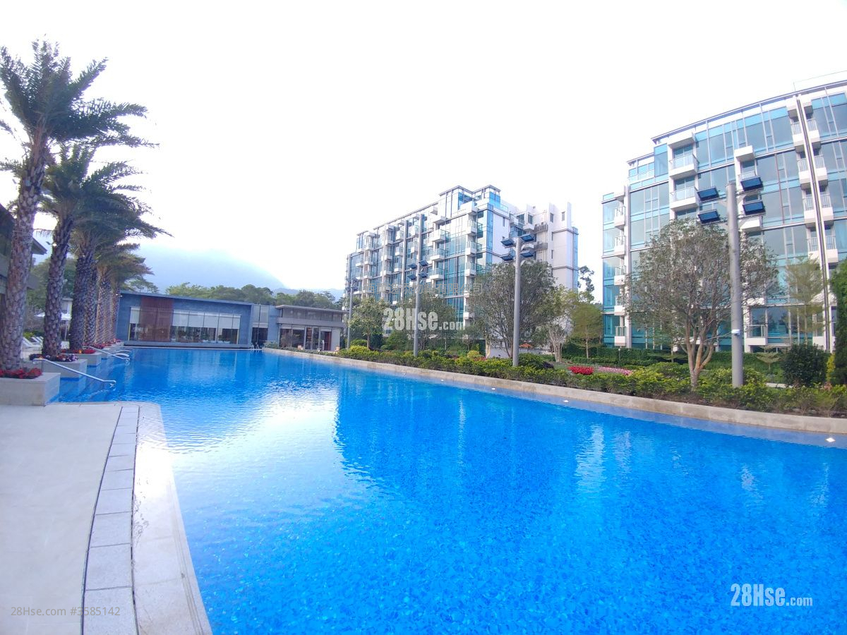 The Mediterranean Sell 3 Bedrooms , 1 Bathroom 676 ft² ( 62.8 m² )