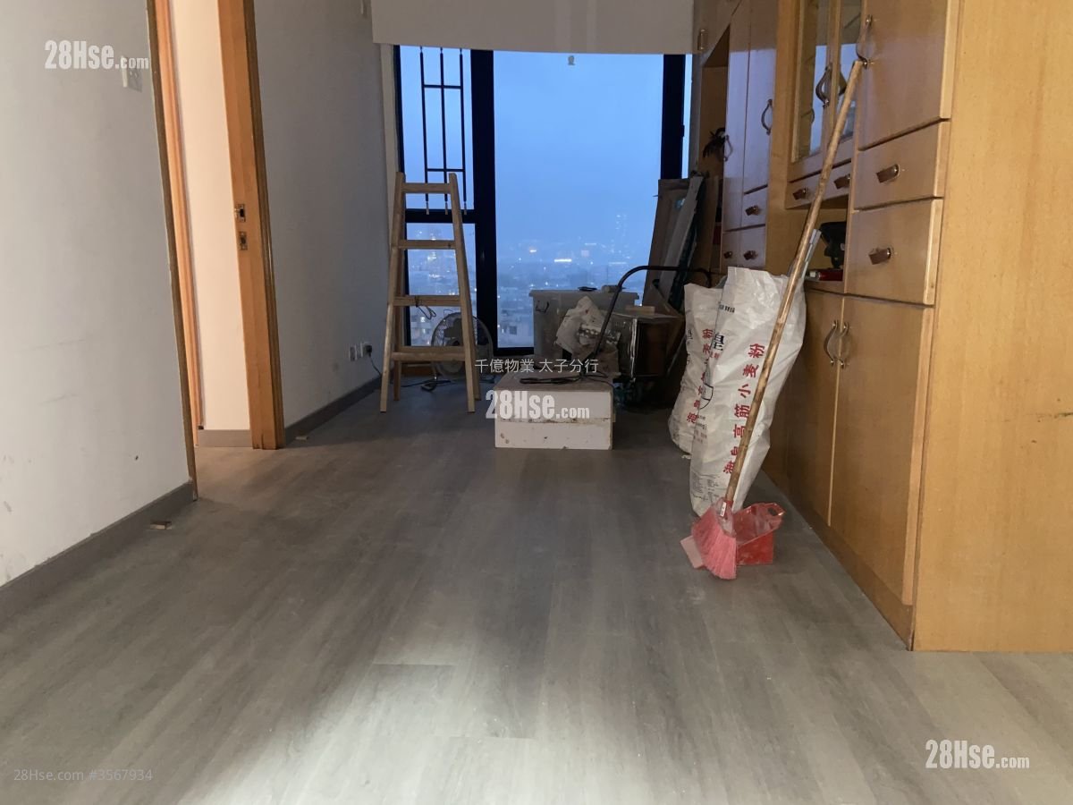 Bijou Court Rental 436 ft² ( 40.5 m² )