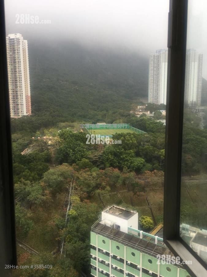 Choi Fung Court Sell 3 Bedrooms , 1 Bathroom 639 ft² ( 59.4 m² )