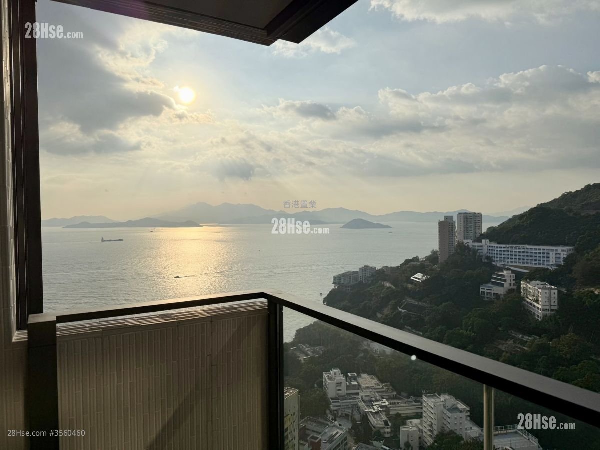 Victoria Coast Rental 3 Bedrooms , 2 Bathrooms 1,363 ft² ( 126.6 m² )