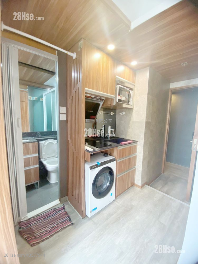 Hennessy Apartments Rental Studio , 1 Bathroom 160 ft² ( 14.9 m² )